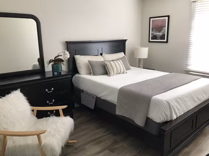 Comfortable bedroom at Coquina